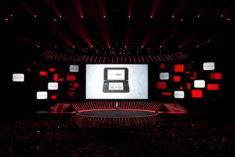 Client: Nintendo N.A. Producer: GO! Productions Studio: Lightswitch Los Angeles (Chris Medvitz) Venue: Nokia Theater, Los Angeles, CA