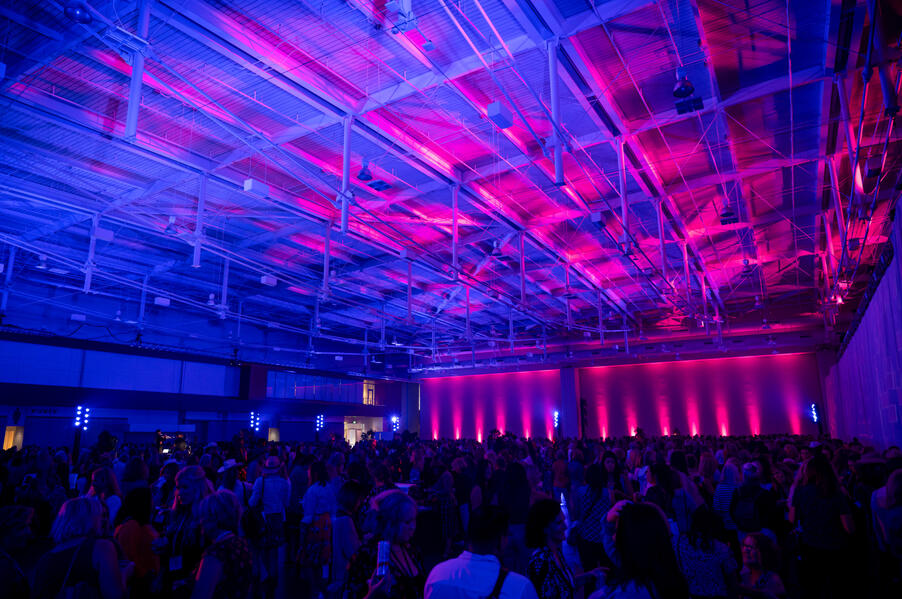 Direct Sales Meeting Studio: Lightswitch Los Angeles (Chris Medvitz)